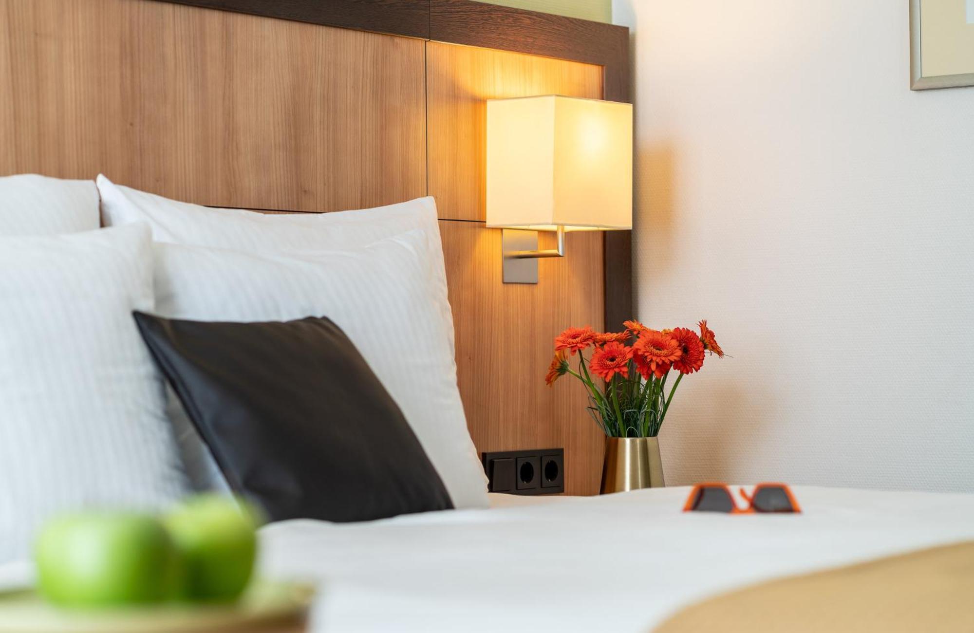 Leonardo Hotel Duesseldorf Airport Ράτινγκεν Εξωτερικό φωτογραφία